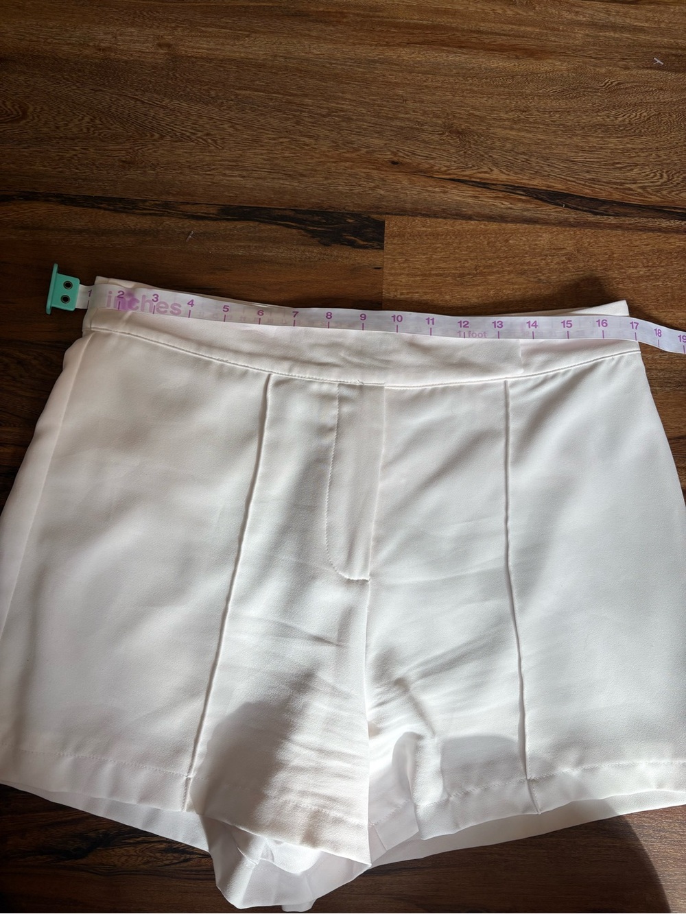 TCEC Large White High-Waist Tailored Shorts - Picture 5 of 7